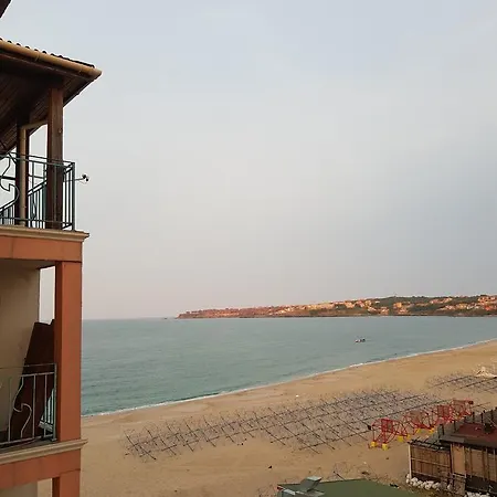 Studio 33 In Fenix Hotell