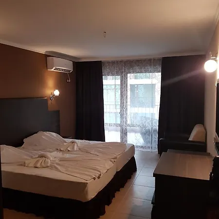 Studio 33 In Fenix *